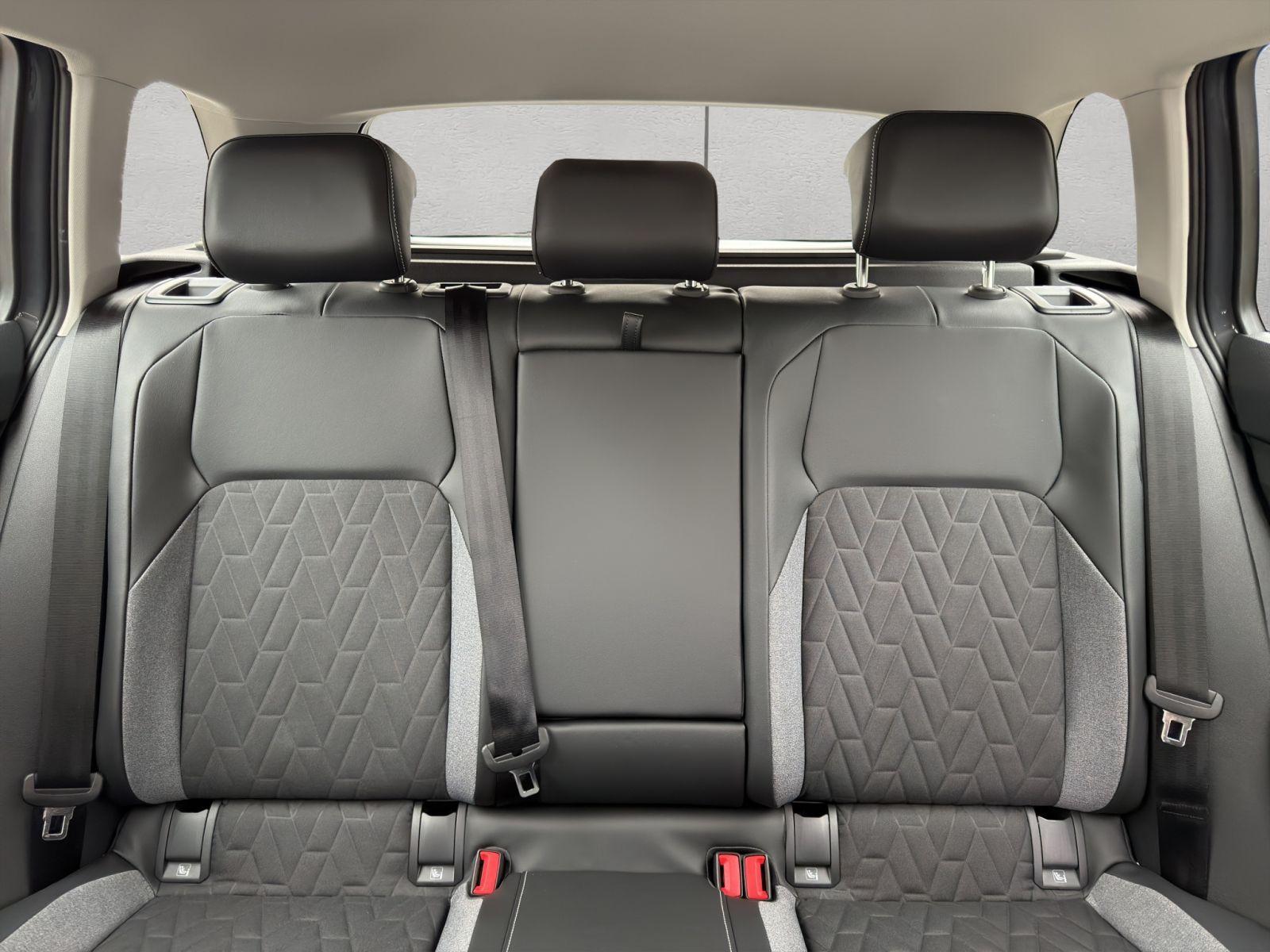 Volkswagen Golf Variant 1.5 eTSI Energy DSG Navi AHK RFK, миниатюра 18