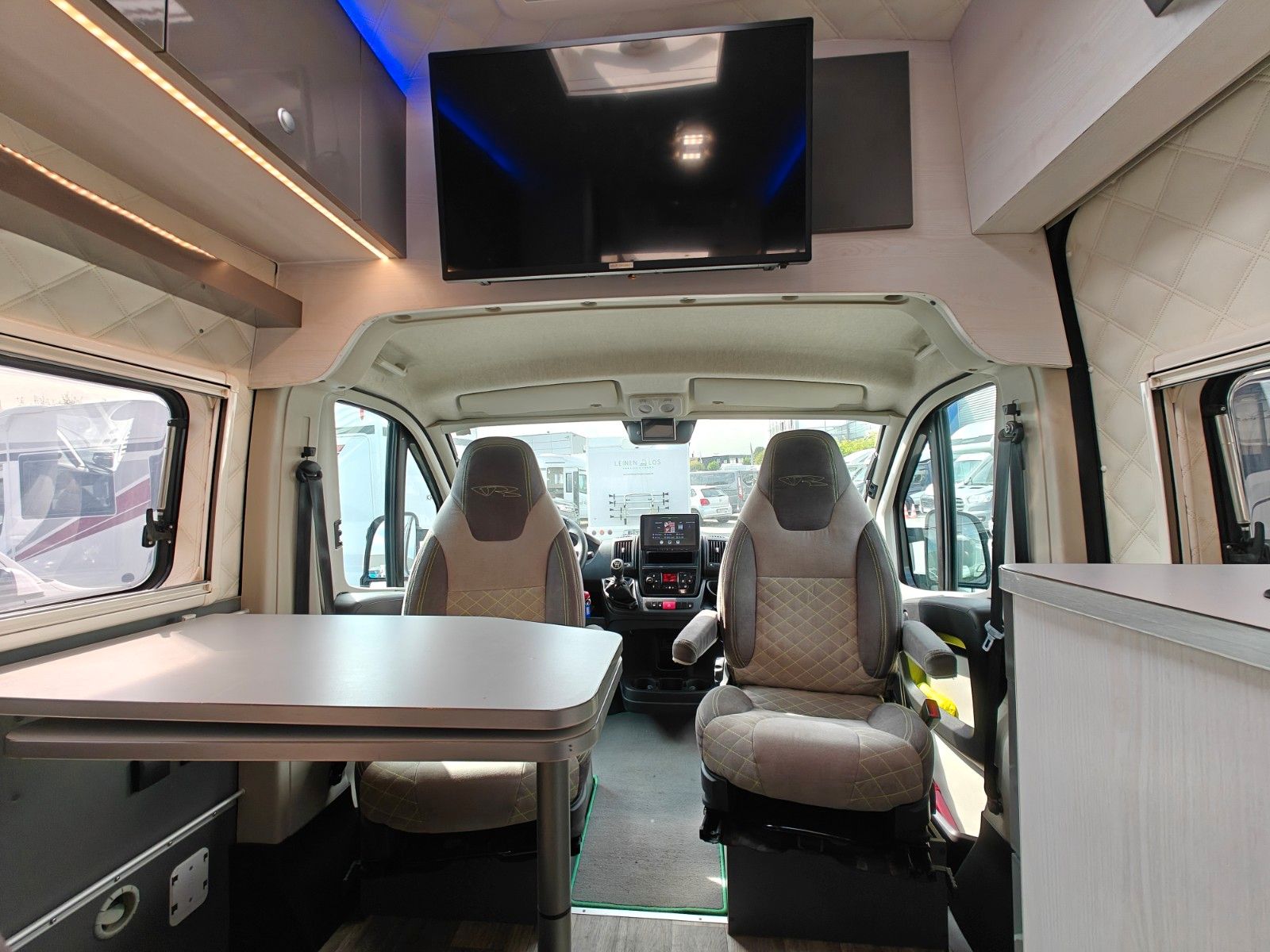 Fahrzeugabbildung Andere VR Motorhomes Pitanti 747 - Motorrad Transport -