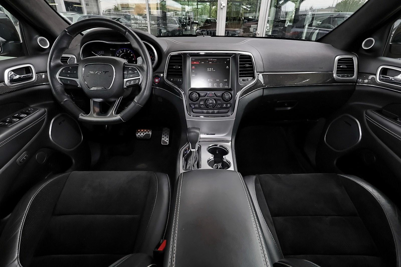 Jeep Grand Cherokee 6.4 V8 SRT | 468 ch | BVA | Toit panoramique | Sièges ventilés | Harman Kardon | Caméra de recul | Freins Brembo