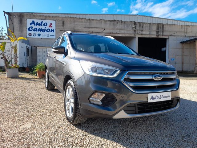 Ford Kuga 2.0 TDCI 150 CV S&S 4WD Powershift 201