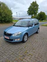 Skoda Roomster Active Plus Edition 1,4 MPI - blaue Skoda Roomster