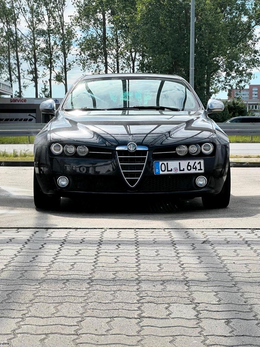 Alfa Romeo 159