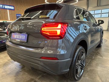 Audi Q2 quattro basis *2. Hand*Klima*SHZ*LED*AHK*MMI*