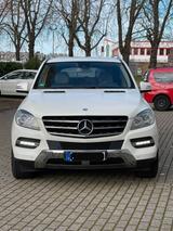 Mercedes-Benz Mercedes ML 250 4Matic BlueTEC - Mercedes-Benz ML 250 in Duisburg