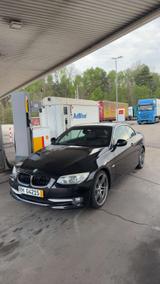 BMW 325i Cabrio - - BMW 325 aus 2010: 325i