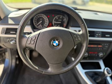BMW 318 - 11