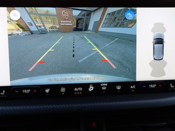 Ford Kuga ST-Line 1.5 AT AHK Navi Pano Kamera