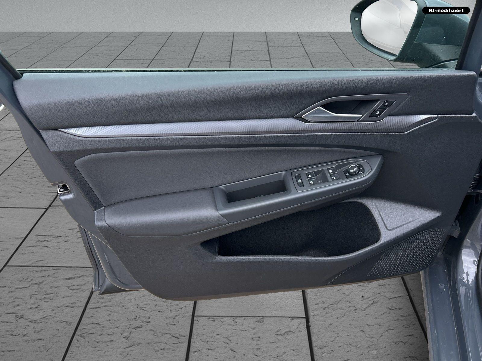 Volkswagen Golf VIII 2.0 TDI Active DSG+LED+NAVI+KAMERA+ACC, миниатюра 17