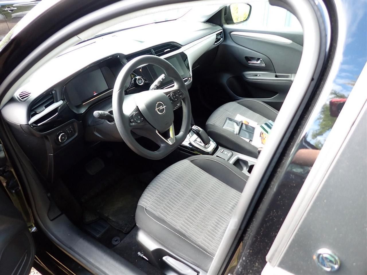 Fahrzeugabbildung Opel Corsa-e F EDITION 7KW NAVI/VIRT/TEMP/DAB/WÄRMEP.