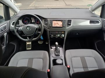 Volkswagen Golf - 9