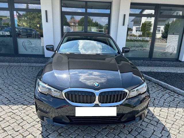 BMW 320i Aut. Advantage