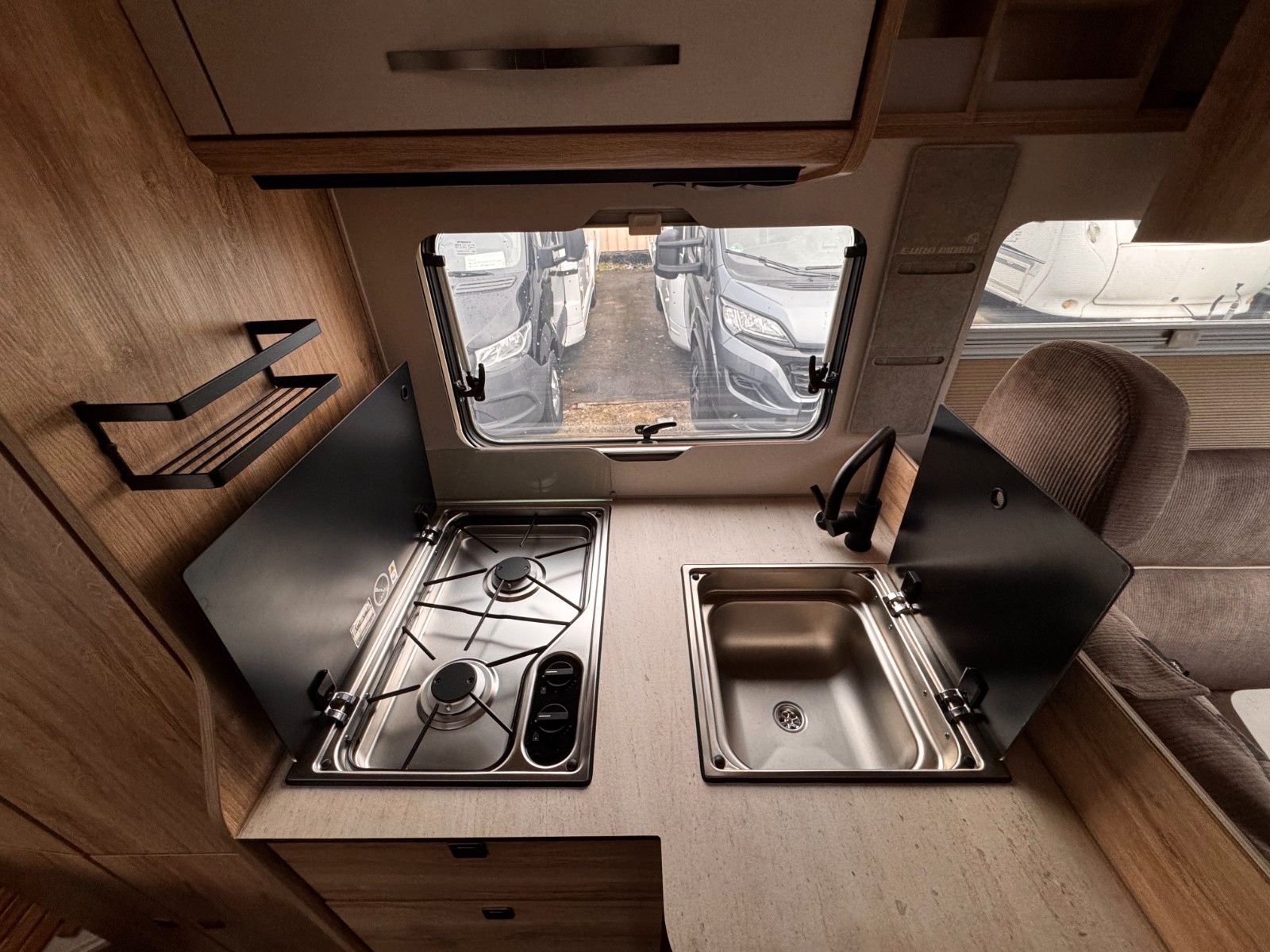 Fahrzeugabbildung Eura Mobil Profila RS 675 SB