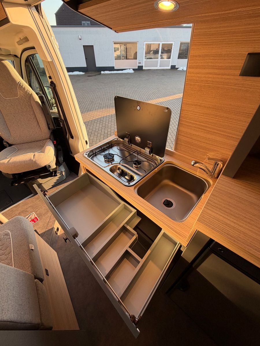 Fahrzeugabbildung Malibu Van Diversity Coupe 640 LE K Lucca MJ26