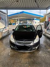 Opel Corsa 1.4 Color Stripes Color Stripes - Opel Corsa Stripes mit Benzin-Antrieb