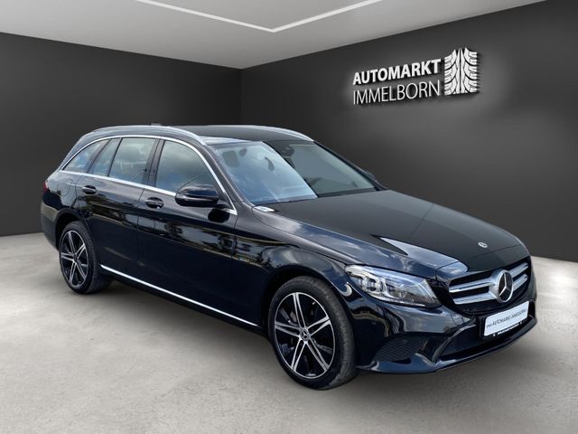 Mercedes-Benz C 300 T de Distronic*AHK*Kamera*Multibeam*Sport