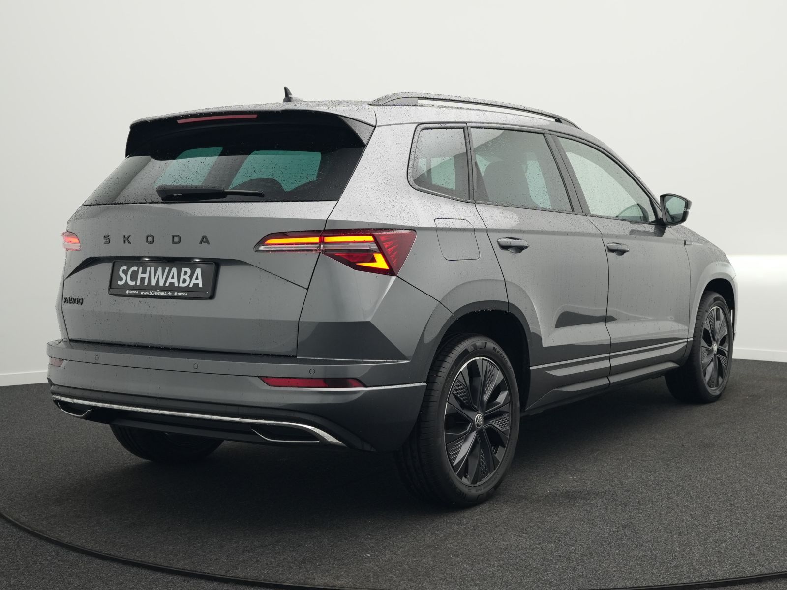 Skoda Karoq Sportline 1.5 TSI ACC*NAV*18" imagem 3