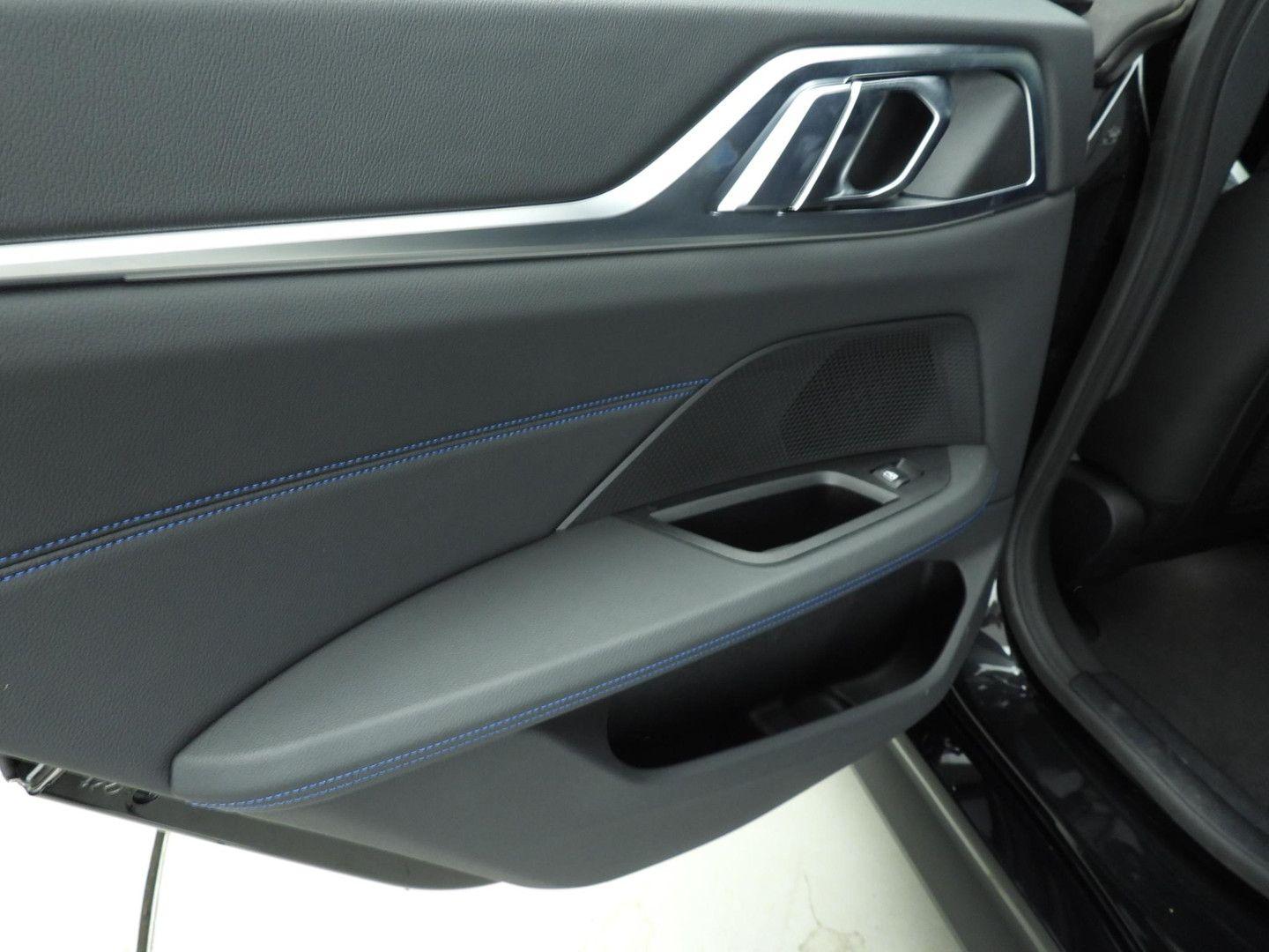 BMW i4 Gran Coupé eDrive40 M-Sportpakket LED n, миниатюра 19