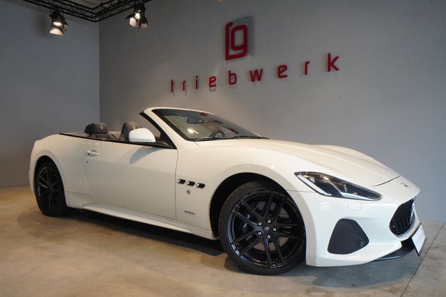 Maserati GranCabrio - V8-BRD*1Hd*U-frei*blanc et bleu*