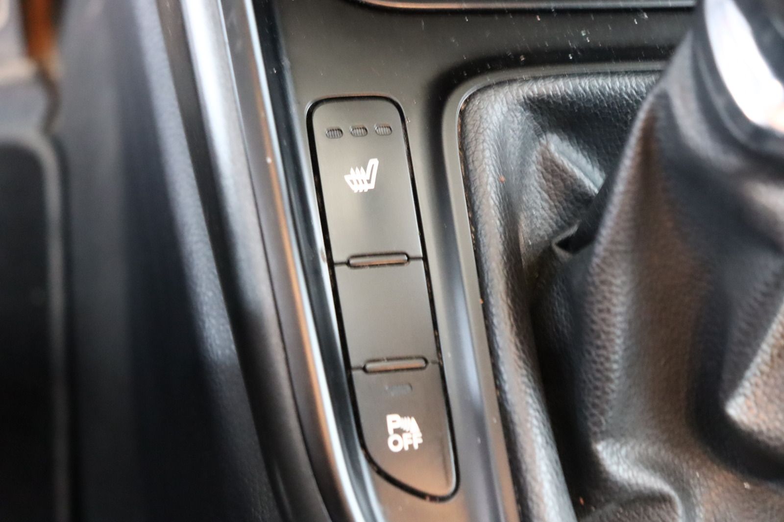 Fahrzeugabbildung Kia Carens 1.6 CVVT Klima * Sitzhzg. * PDC *