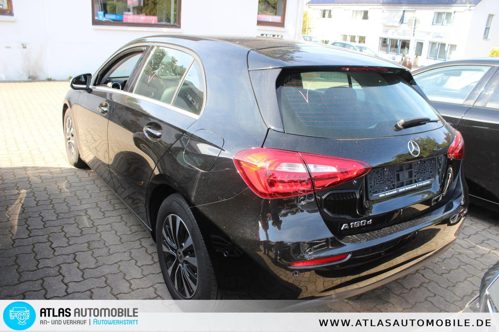 Mercedes-Benz A-Class d DCT LEDER=NAVI=1.HAND, миниатюра 8