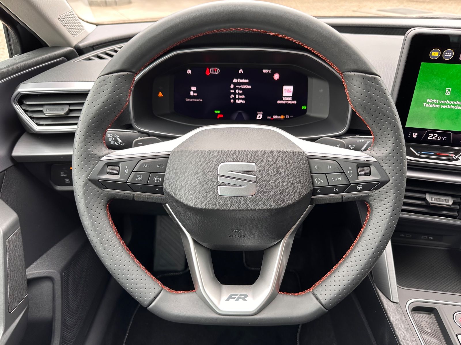 Fahrzeugabbildung SEAT Leon FR 1.5 eTSI LED/PDC/SHZG/RFK/APP