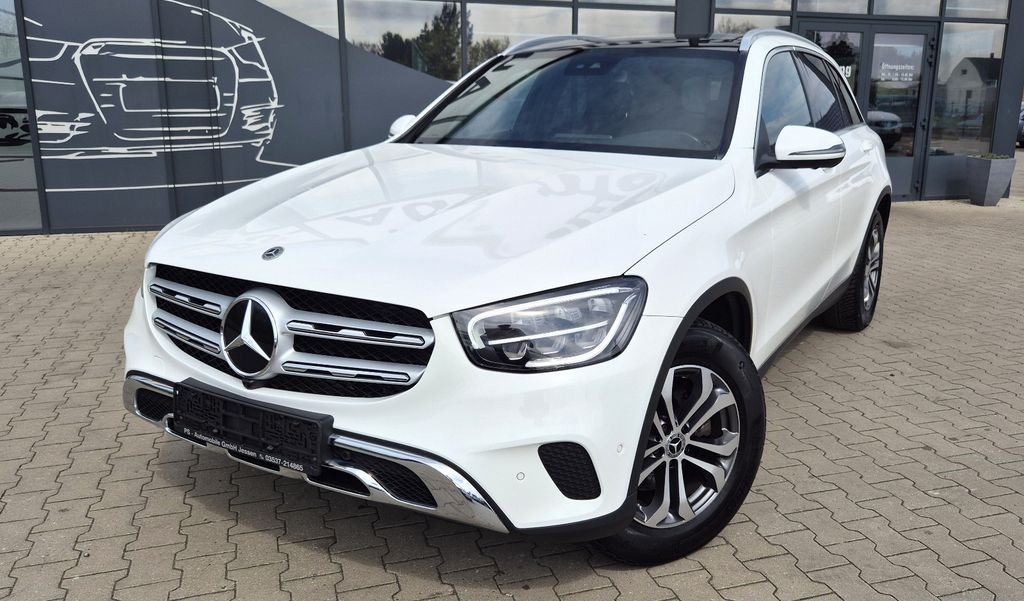 Image of Mercedes-Benz GLC 220
