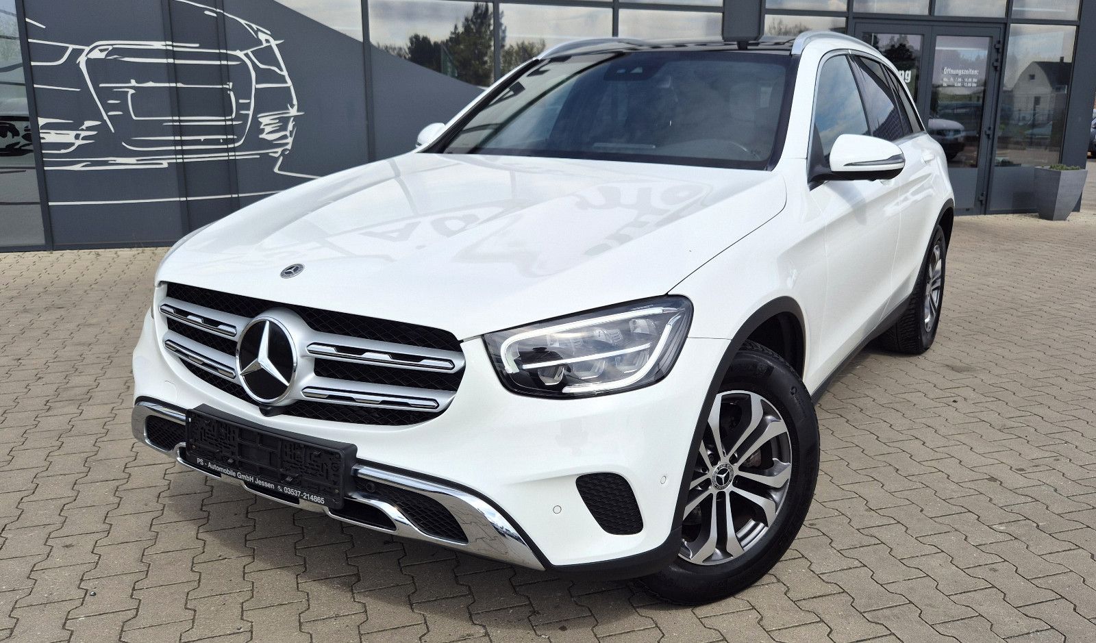 MERCEDES-BENZ GLC 220 d 4Matic*LED*Navi*Tempomat*Alcantara