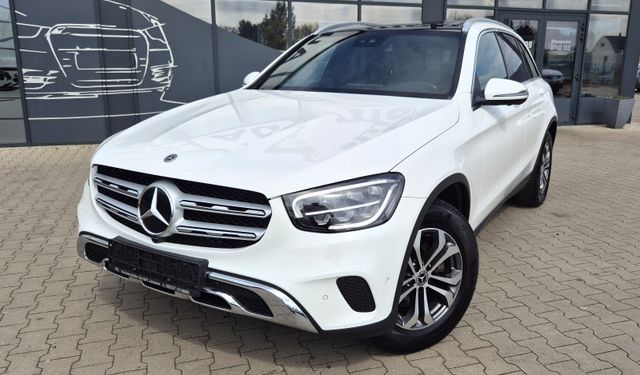 MERCEDES-BENZ GLC 220 d 4Matic*LED*Navi*Tempomat*Alcantara