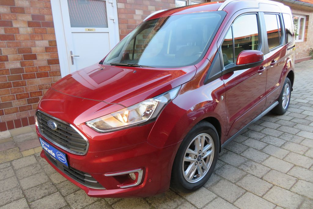 Image of Ford Tourneo