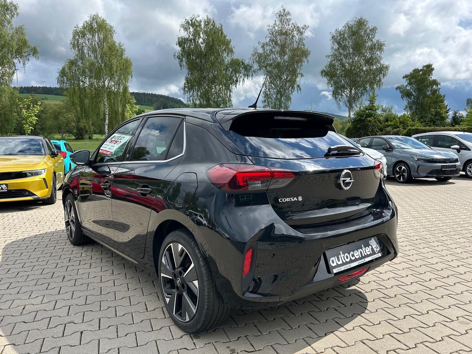 Fahrzeugabbildung Opel Corsa F e GS Line°50 kWh°1.Hand°LED°Kamera°Leder