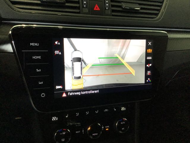Fahrzeugabbildung Skoda Superb Combi 2.0 TSI SportLine 4x4/Navi/ACC/AHK