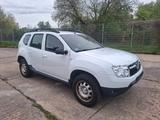 Dacia Duster I Laureate 4x2 - mit LPG-Antrieb: Weiß, Geländewagen