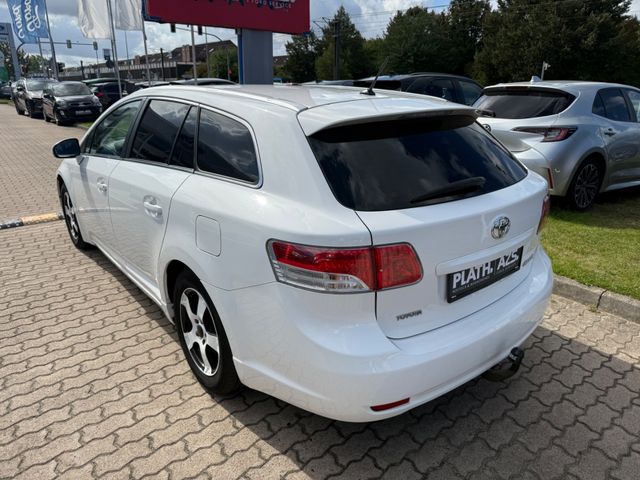 Toyota Avensis Combi Sol 1.8