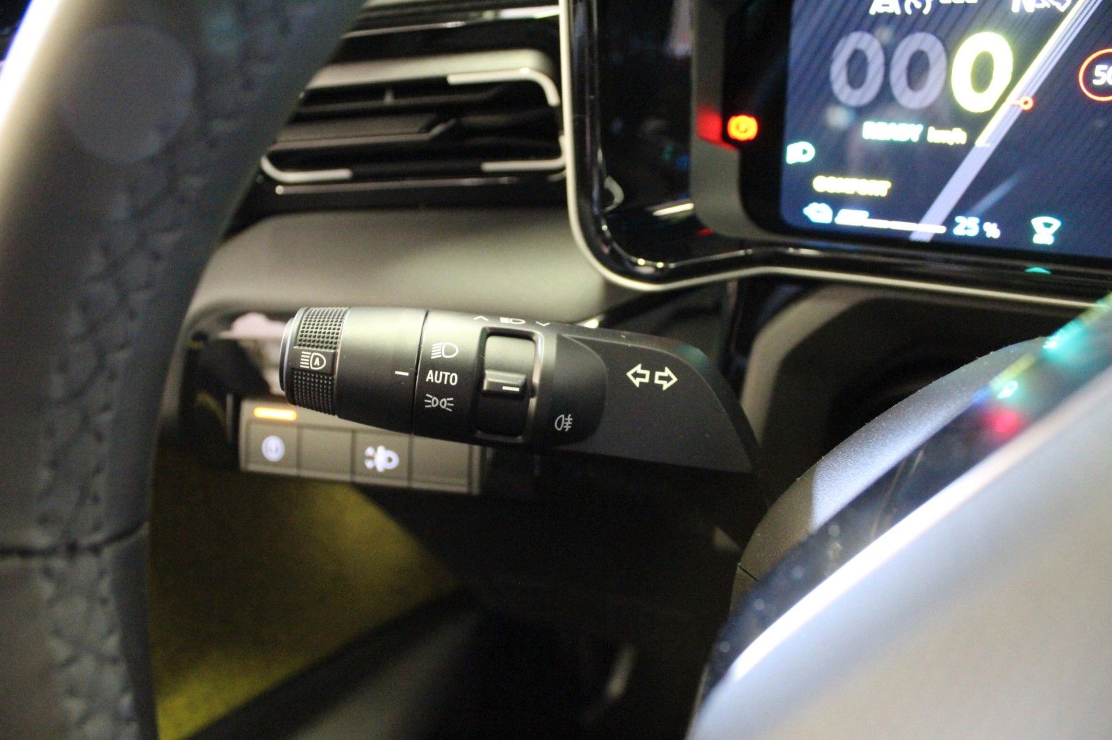 Fahrzeugabbildung Renault R 5 Iconic Five 120 Urban Range*Harman Kardon*