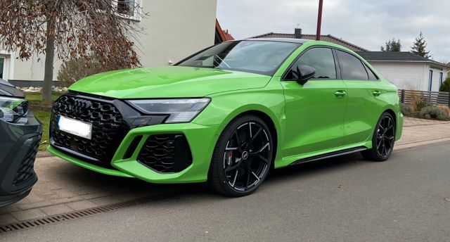 AUDI RS3 -