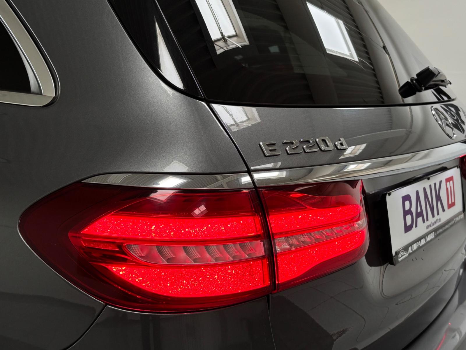 Mercedes-Benz E 220d Automatik,Scheckheft,Burmester,AHK,Navi