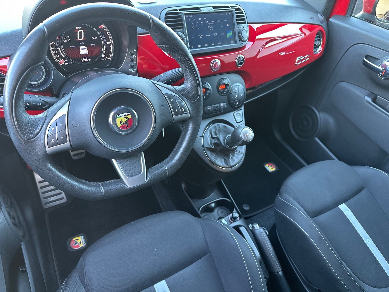 Fahrzeugabbildung Fiat 500 Abarth 1.4 T 500 Pandemonio 17ZO+BLUETOOTH