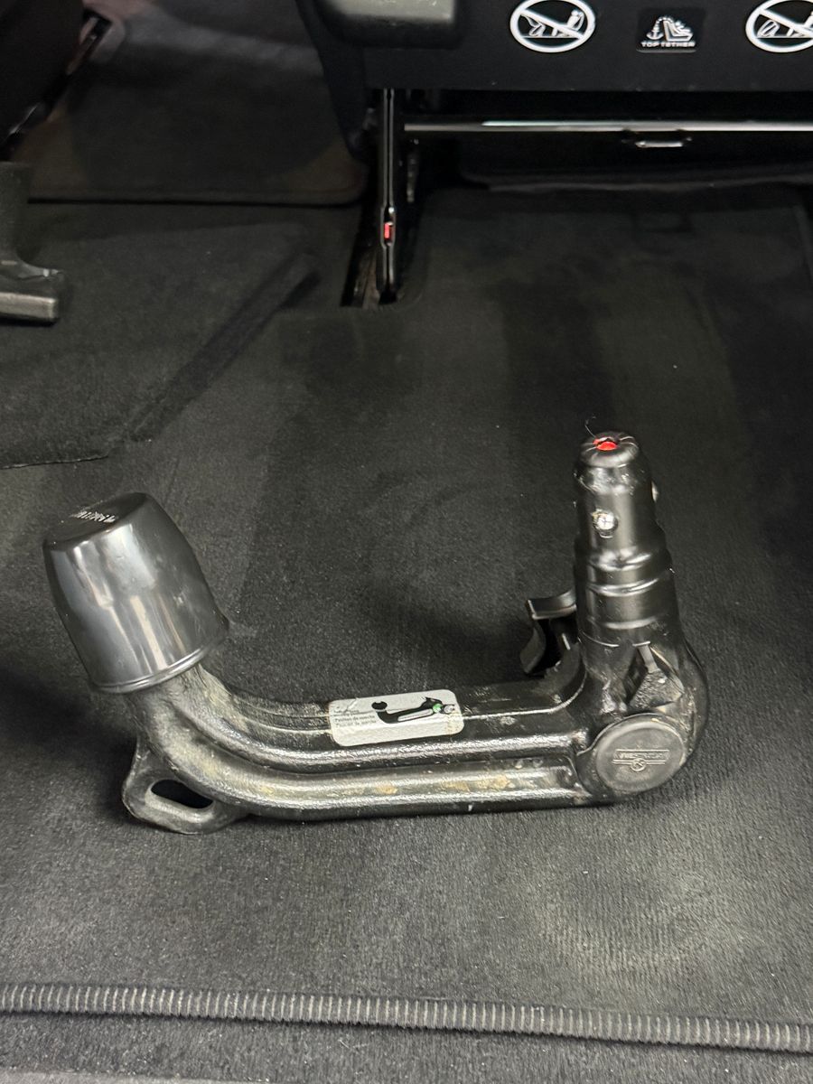 Fahrzeugabbildung Mercedes-Benz V300 d AVANTGARDE EDITION 4MATIC lang|BURMESTER|