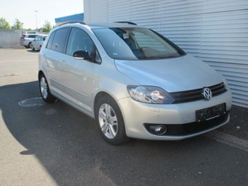 Volkswagen Golf - 1