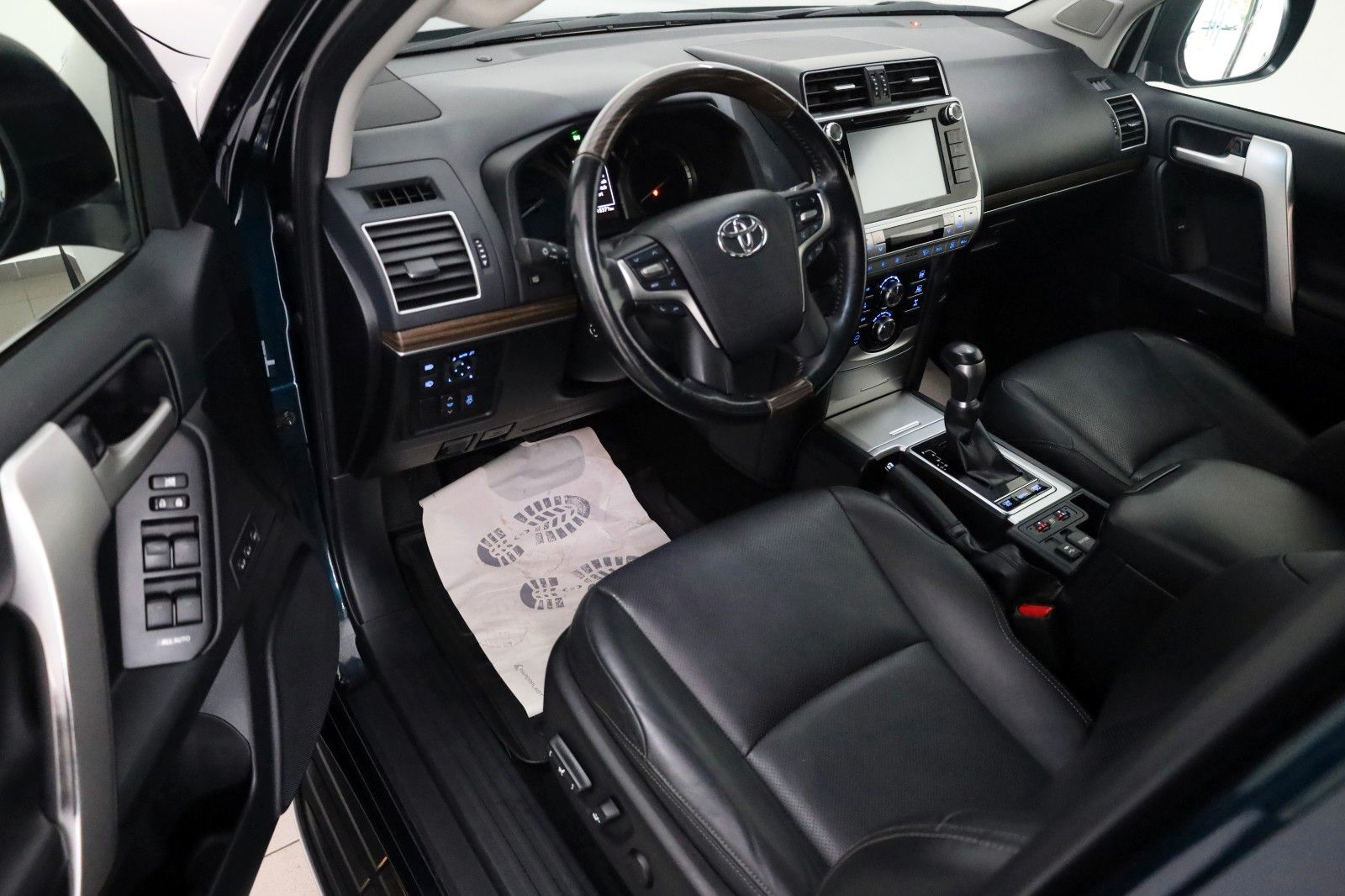 Fahrzeugabbildung Toyota Land Cruiser Executive,Leder,Navi,Sitzlüft., AHK