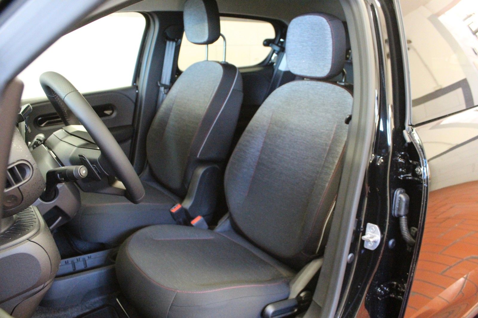 Fahrzeugabbildung Renault Twingo E-Tech 80 Urban Range *Techno*Sitzheizung