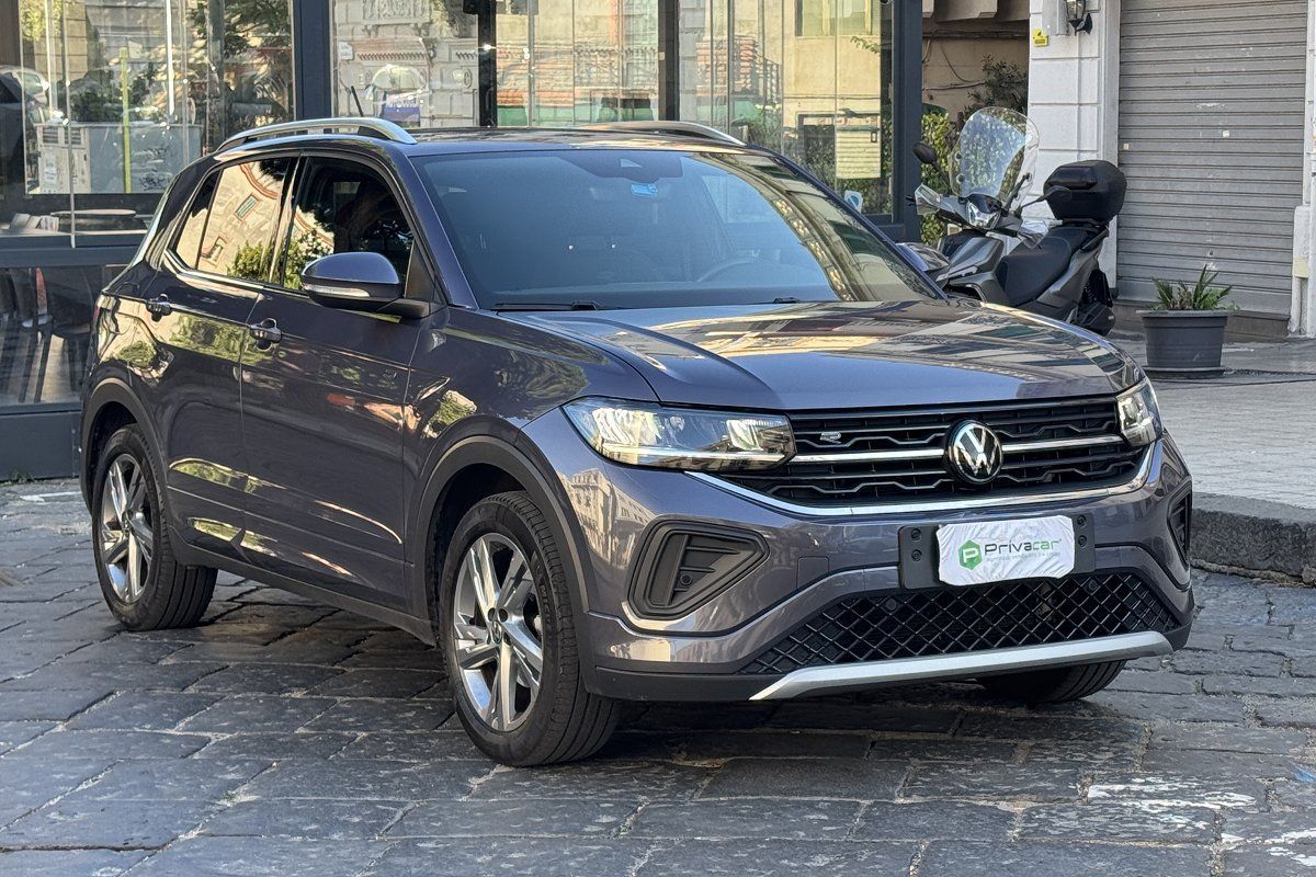 Volkswagen VOLKSWAGEN T-Cross 1.0 TSI 115 CV R-Line imagem 3
