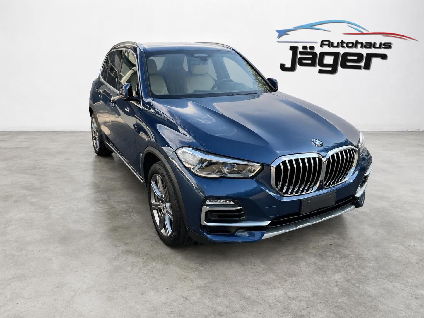 BMW X5 xDrive 45 e xLine-AHK-LASERLICHT-ACC-MASSAGE-