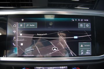 Audi Q3 45 TFSI e S-Line NAVIOPT-BLACKLED