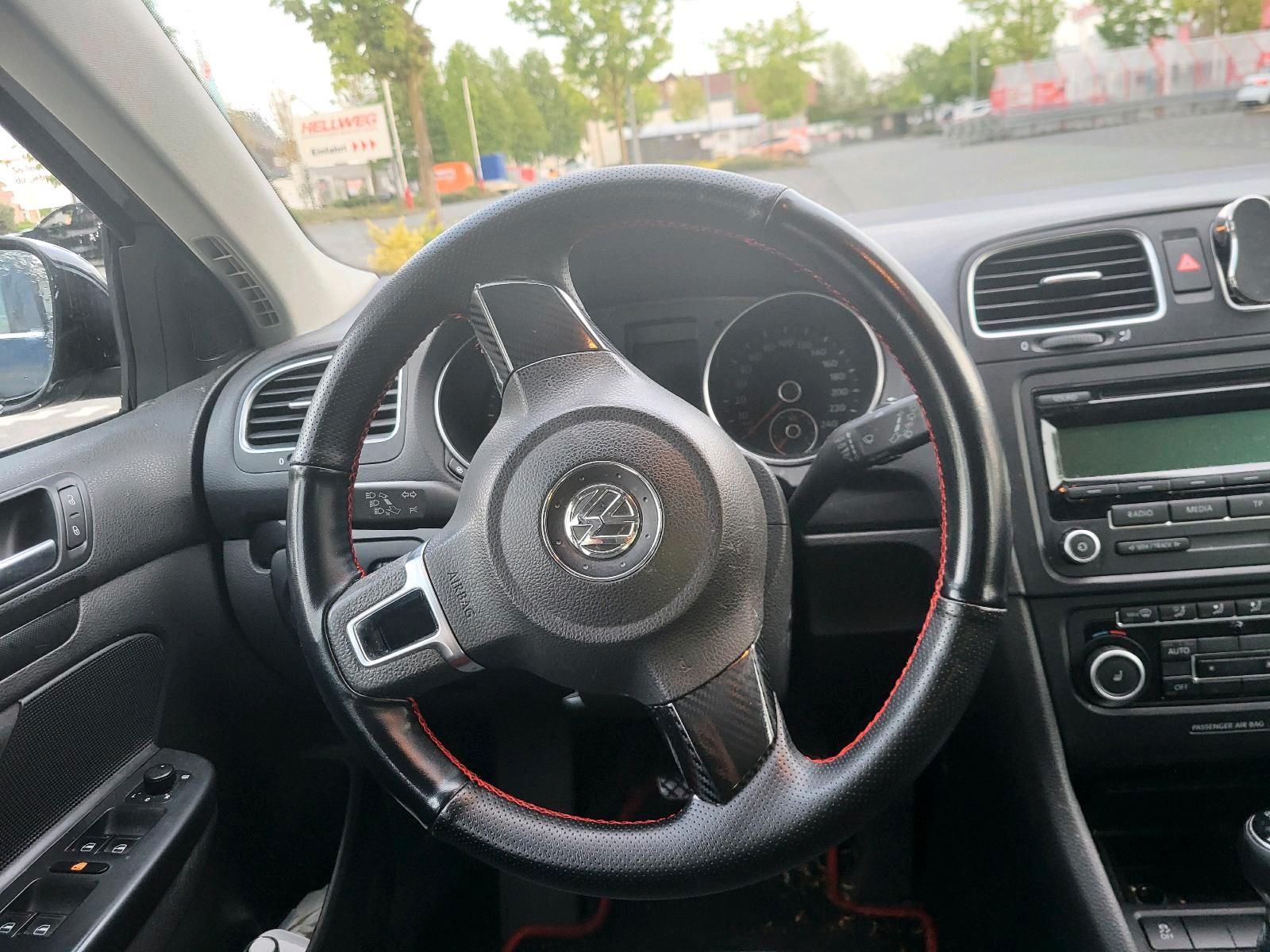 Volkswagen Golf 2011 — photo 11
