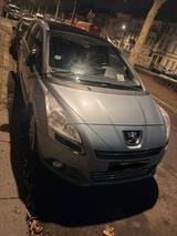 Peugeot 5008 1.6 Benzin - gebrauchte Peugeot 5008 aus dem Jahr 2009