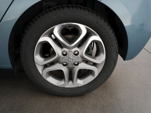i20 STYLE DCT+NAVI+RÜCKFAHRKAMERA+SITZ-/LENKRADH