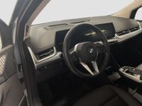 BMW 220 Active Tourer - Vorschau Bild 10