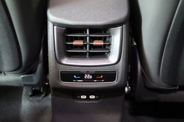 Cupra Terramar 1.5 eTSI AHK 360Grad HeadUP DCC