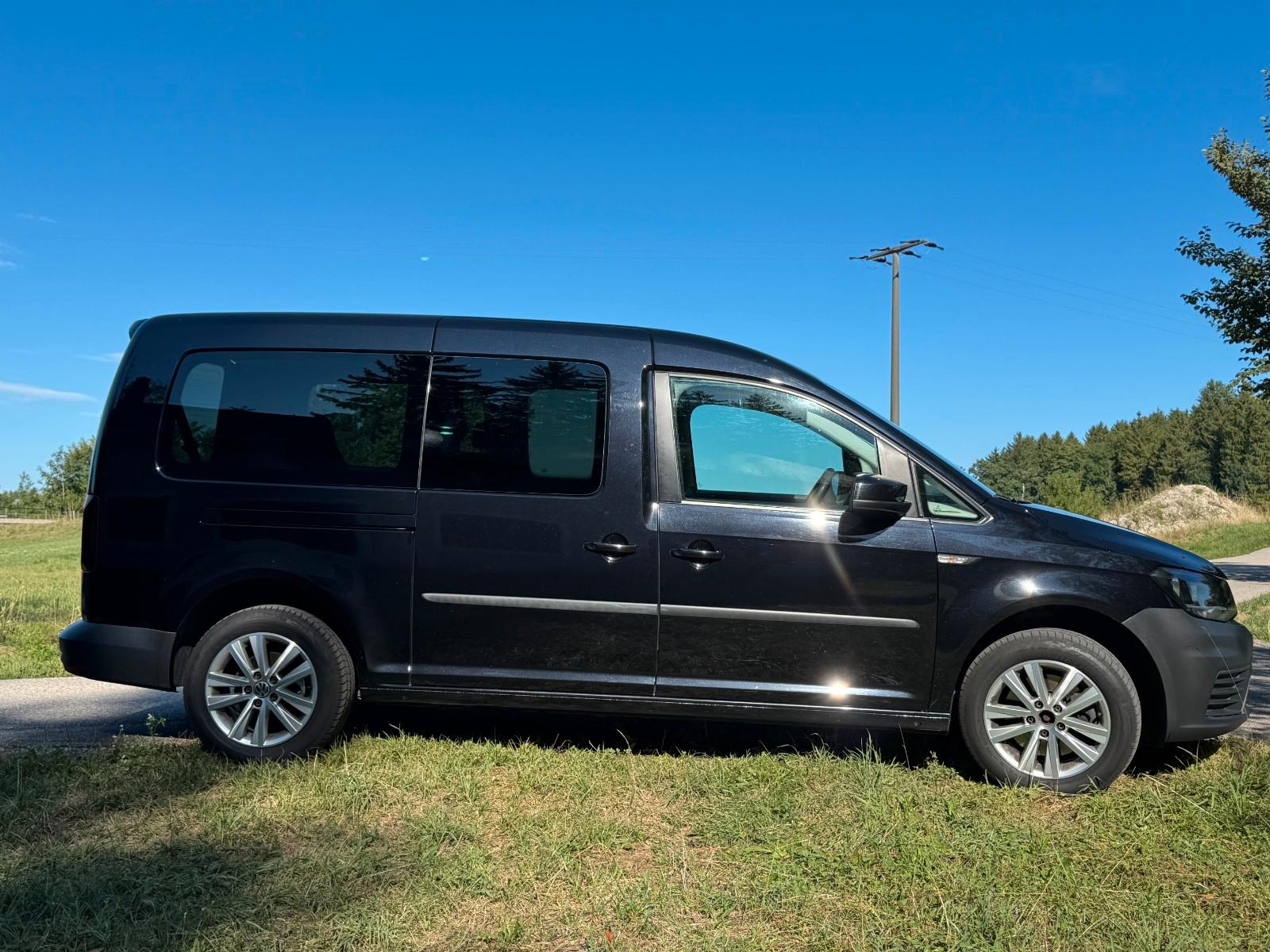 Volkswagen Caddy Maxi 2,0 TDI  BMT Trendline 7 Sitz.